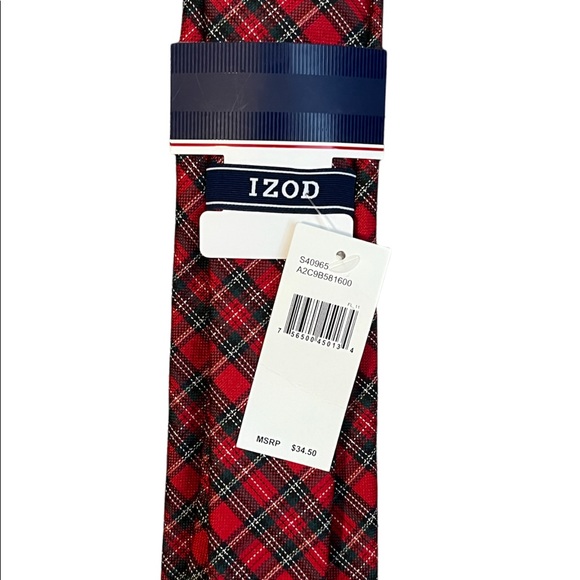 The IZOD tie NEW with tags - Picture 3 of 3